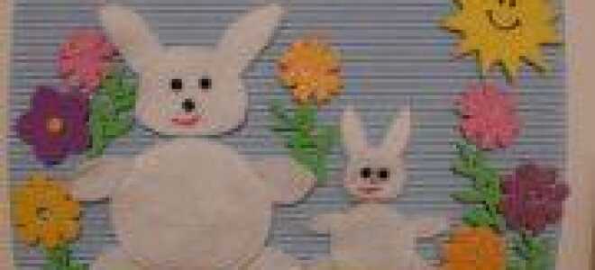 Аппликация с зайчиками из ватных дисков по фото МК