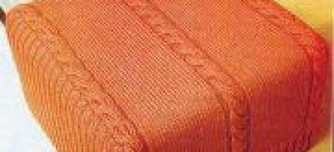 Вязание спицами к Деню Победы чехла на пуф и подушки с красивым узором